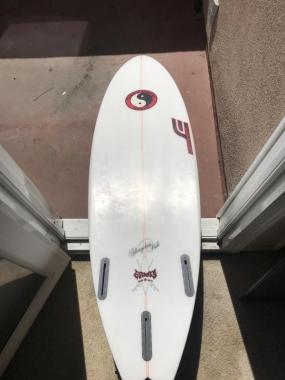 Estrada Slingshot Fish