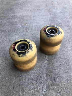 Used skateboard wheels with bearings