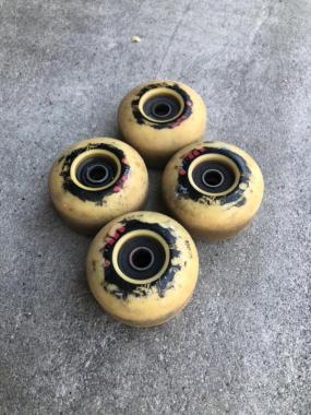 Used skateboard wheels with bearings