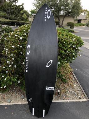 Surfboard 6’1 Tomo Sci-Fi  FCS 2. Perfect condition 