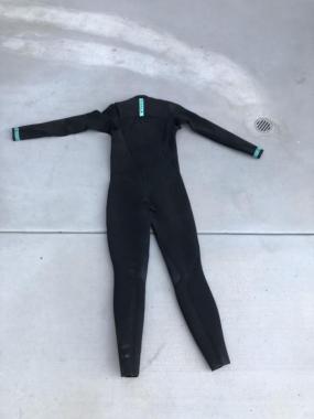 4/3 Visalia Chest Zip // Size 14 youth