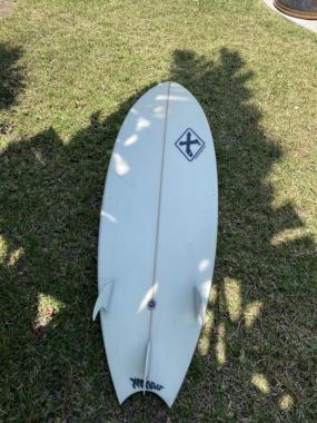 5’8 moontail xanadu surfboard 