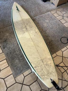 Becker Hybrid 6’4” surfboard