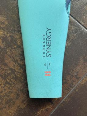 Billabong synergy furnace size 4 women’s used once