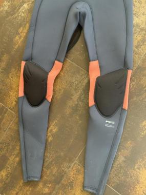 Billabong synergy furnace size 4 women’s used once