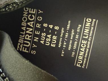 Billabong synergy furnace size 4 women’s used once